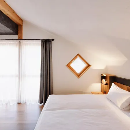 Zum Stubaier Gletscher - Wiesen Alpesi faház Telfes im Stubai