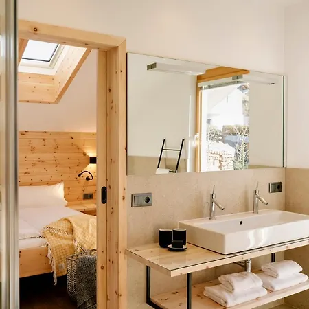 Zum Stubaier Gletscher - Wiesen *