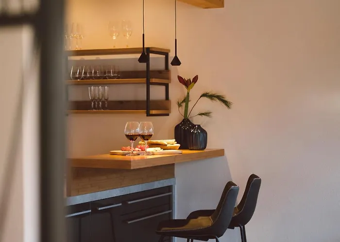 Zum Stubaier Gletscher - Wiesen * Telfes im Stubai