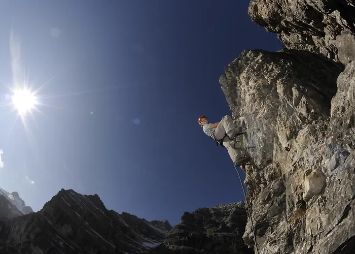 Zum Stubaier Gletscher - Wiesen Dağ evi *