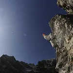Zum Stubaier Gletscher - Wiesen Alpehytte *